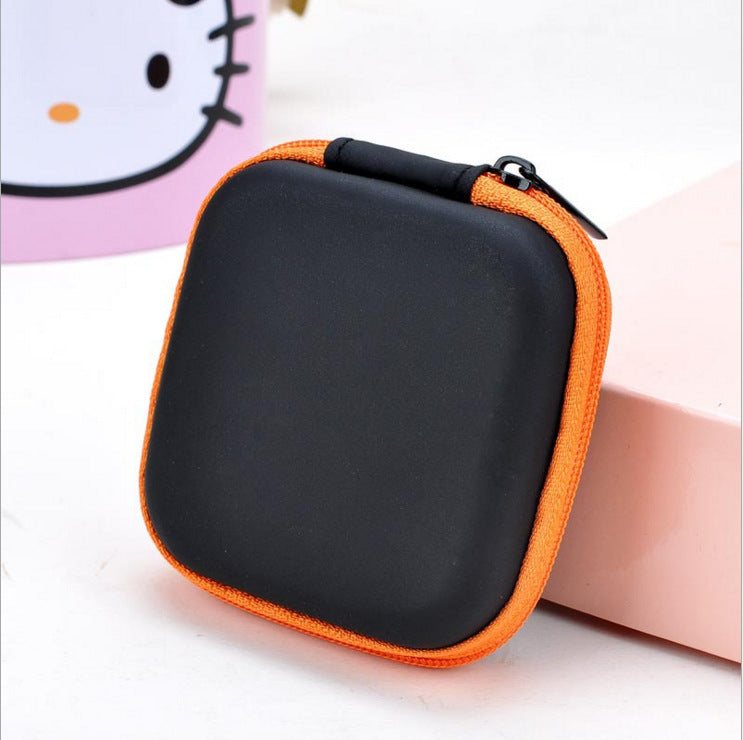 Data cable storage bag